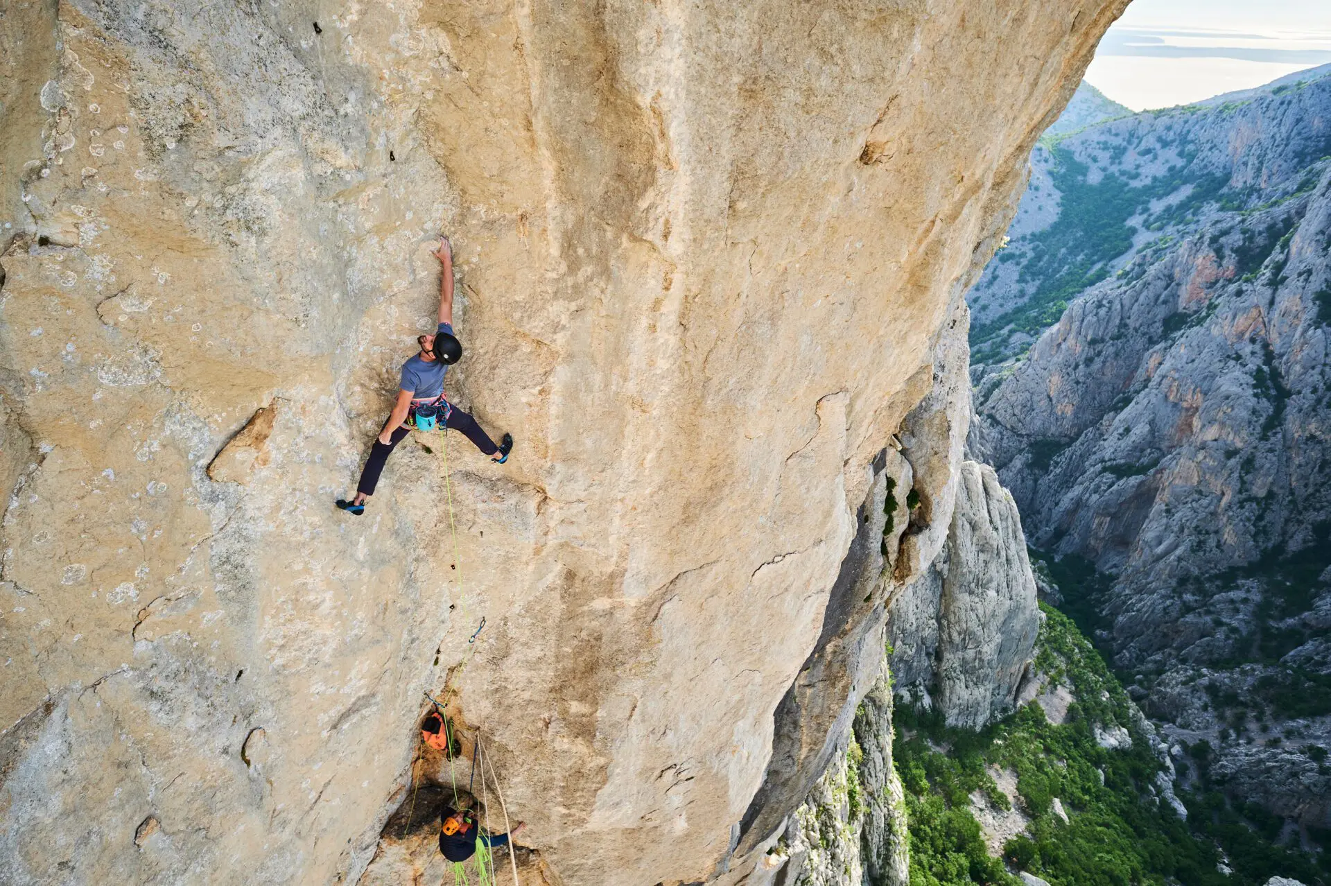 Jernej Kruder climbing the Spomin 8c multipitch route in Paklenica National Park, Croatia